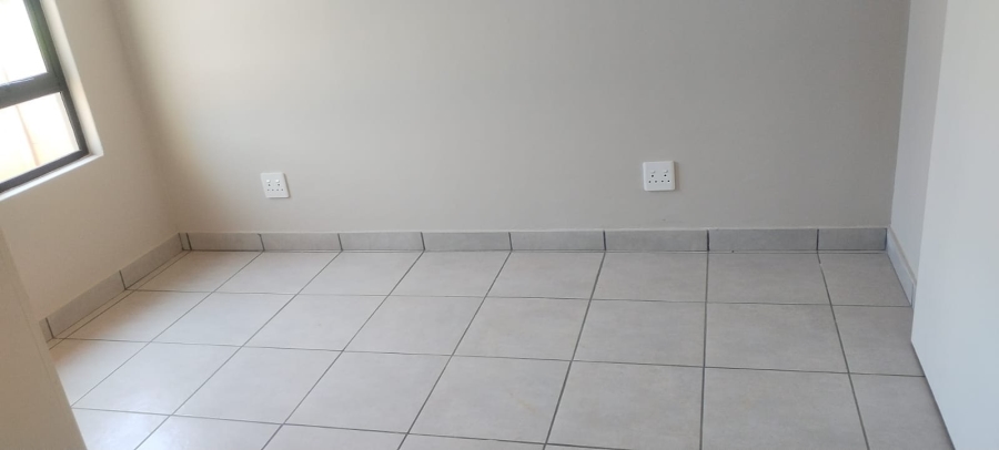 3 Bedroom Property for Sale in Eldorette Gauteng