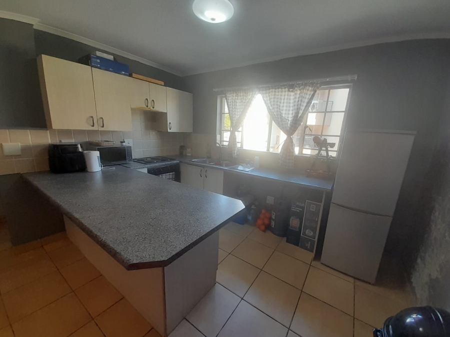 2 Bedroom Property for Sale in Meredale Gauteng