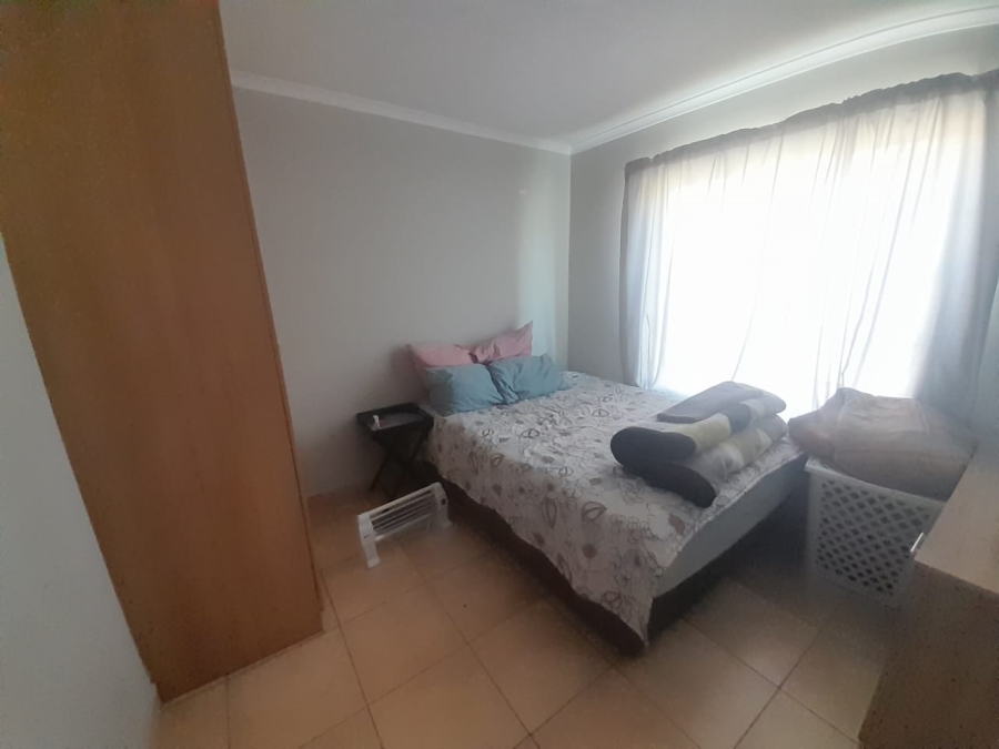 2 Bedroom Property for Sale in Meredale Gauteng