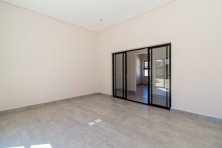  Bedroom Property for Sale in Brackenhurst Gauteng