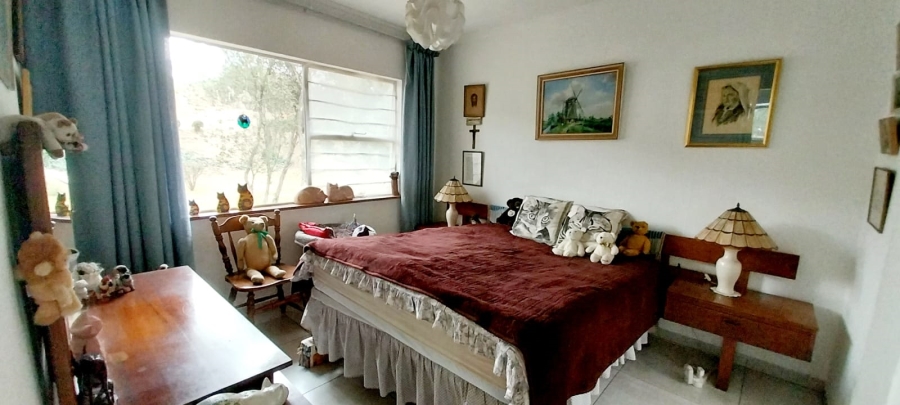 To Let 1 Bedroom Property for Rent in Lombardy East Gauteng