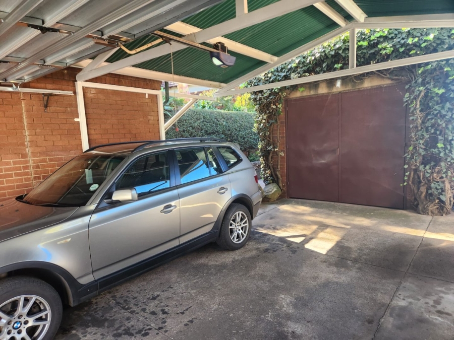 4 Bedroom Property for Sale in Kensington Gauteng