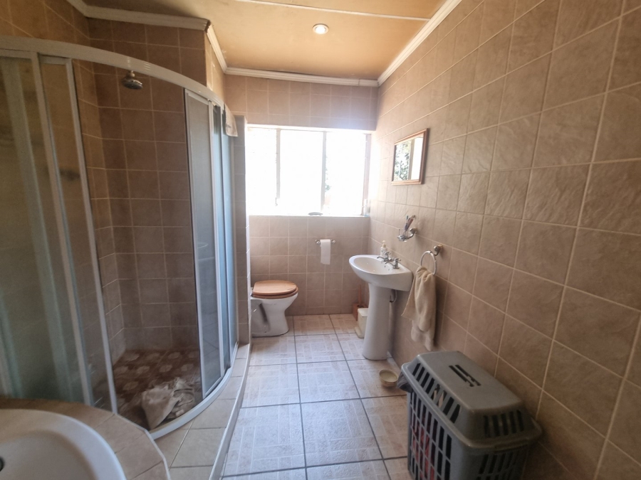8 Bedroom Property for Sale in Benoni AH Gauteng