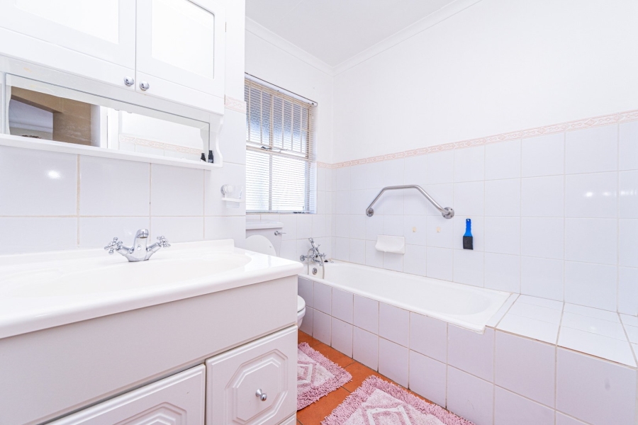 3 Bedroom Property for Sale in Florida North Gauteng