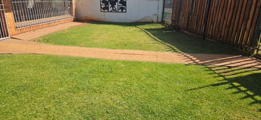 To Let 3 Bedroom Property for Rent in Witfield Gauteng