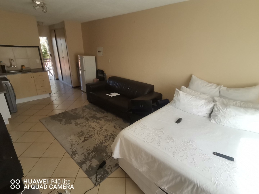 To Let 1 Bedroom Property for Rent in Karenpark Gauteng