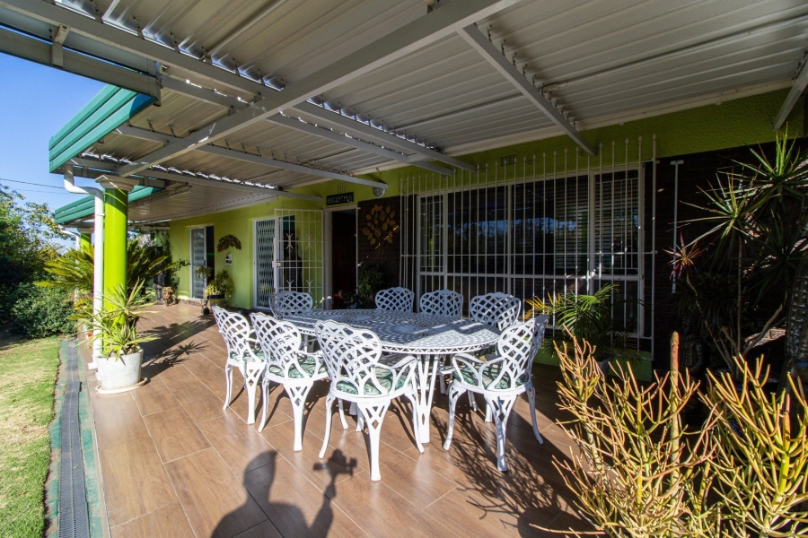  Bedroom Property for Sale in Southdale Gauteng