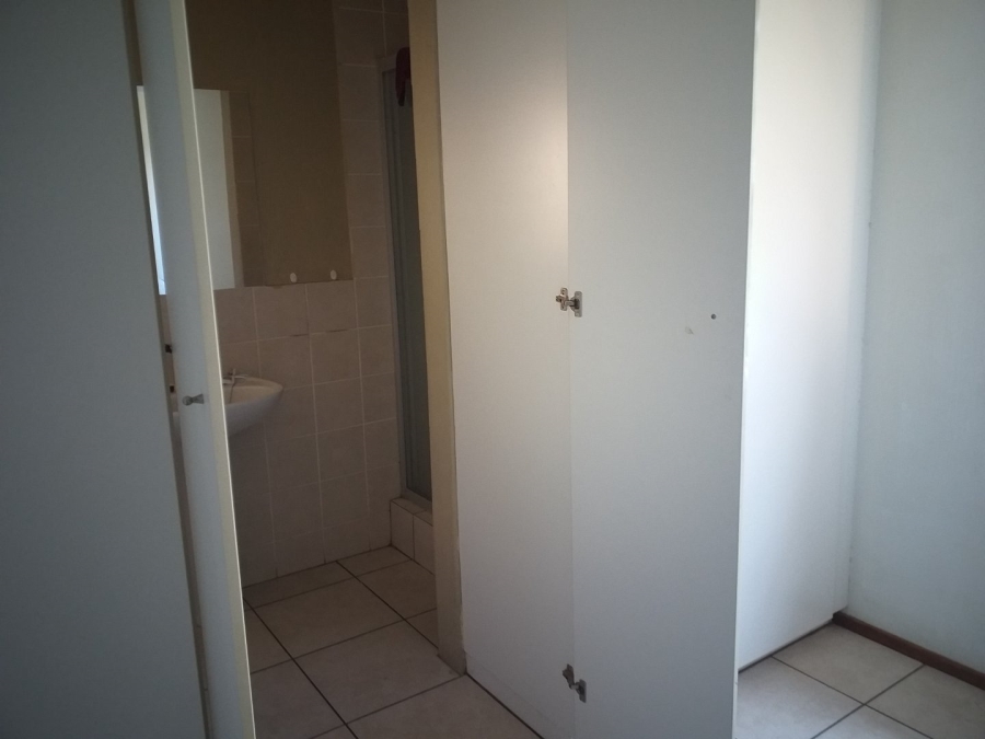 To Let 2 Bedroom Property for Rent in Craigavon Gauteng
