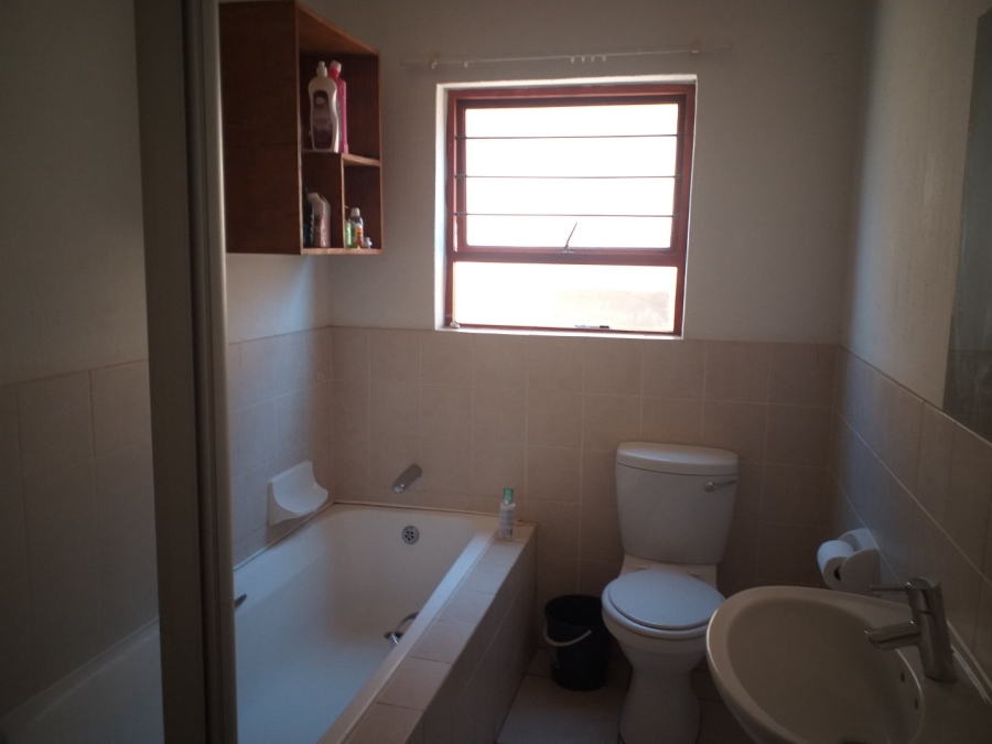 To Let 2 Bedroom Property for Rent in Craigavon Gauteng