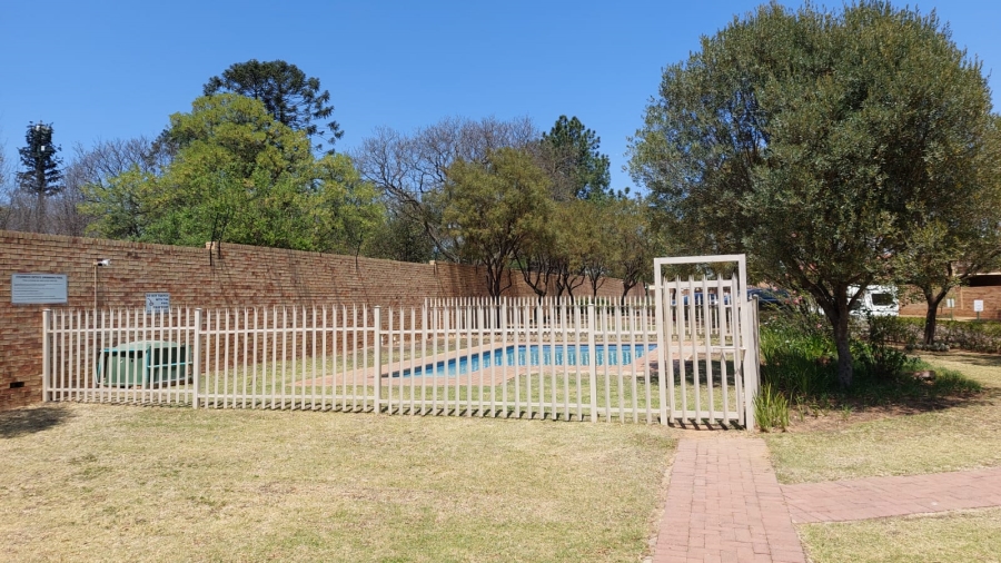 To Let 2 Bedroom Property for Rent in Craigavon Gauteng