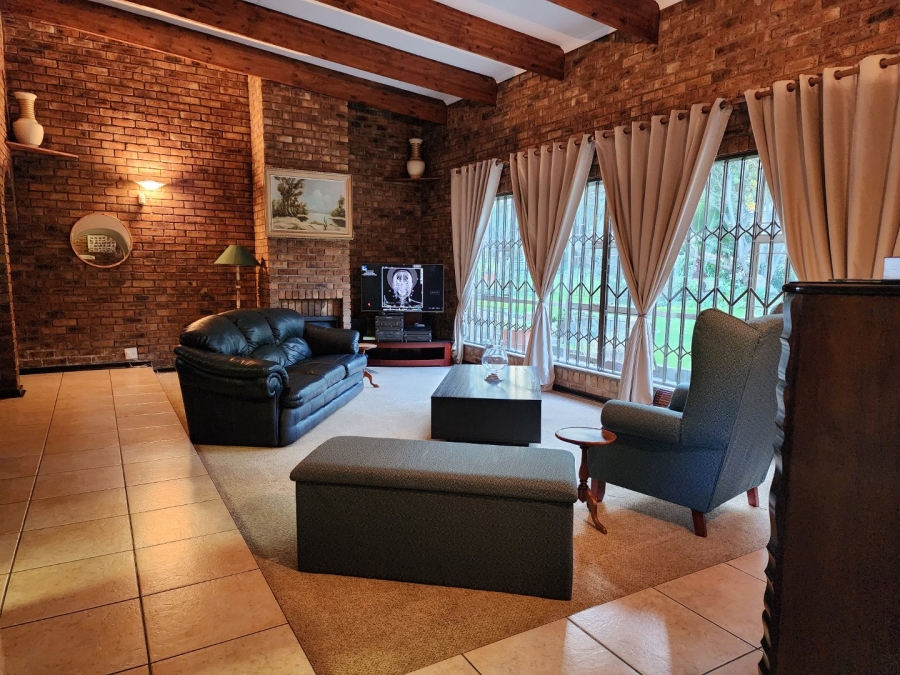 4 Bedroom Property for Sale in Terenure Gauteng