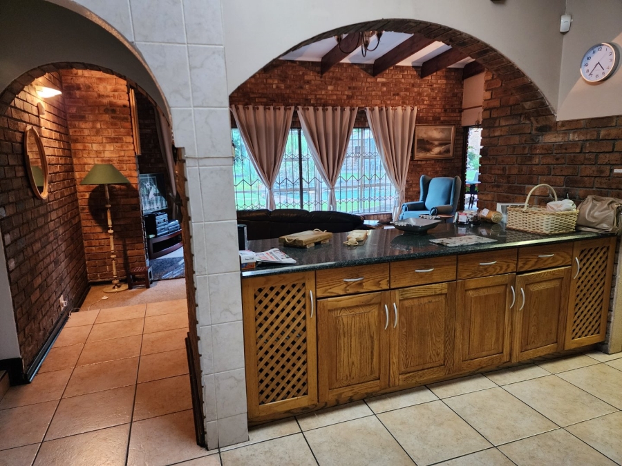 4 Bedroom Property for Sale in Terenure Gauteng