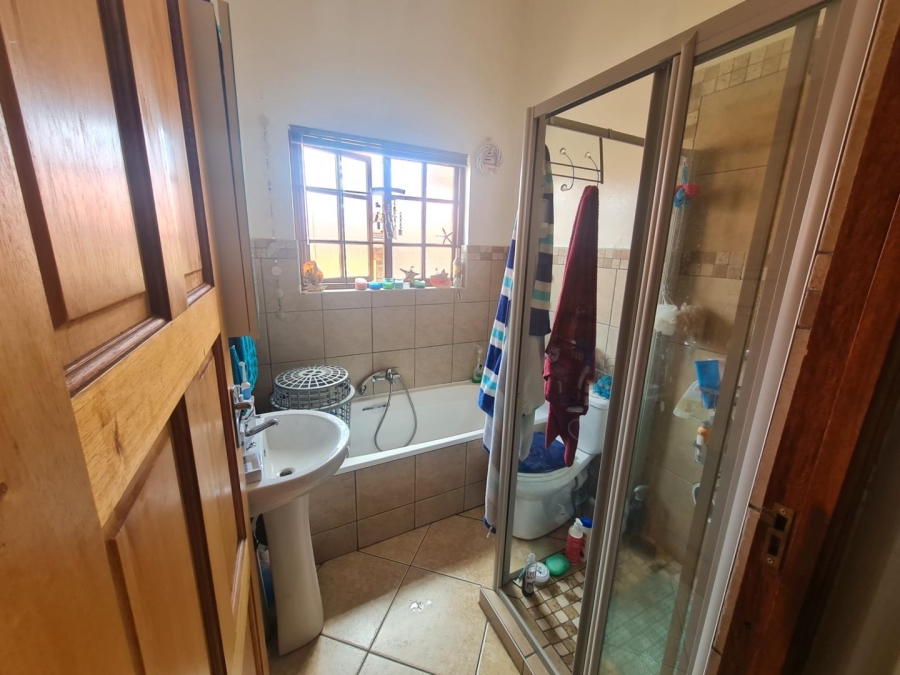 2 Bedroom Property for Sale in Comet Gauteng