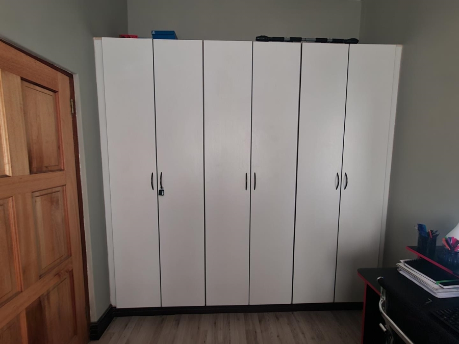 2 Bedroom Property for Sale in Comet Gauteng