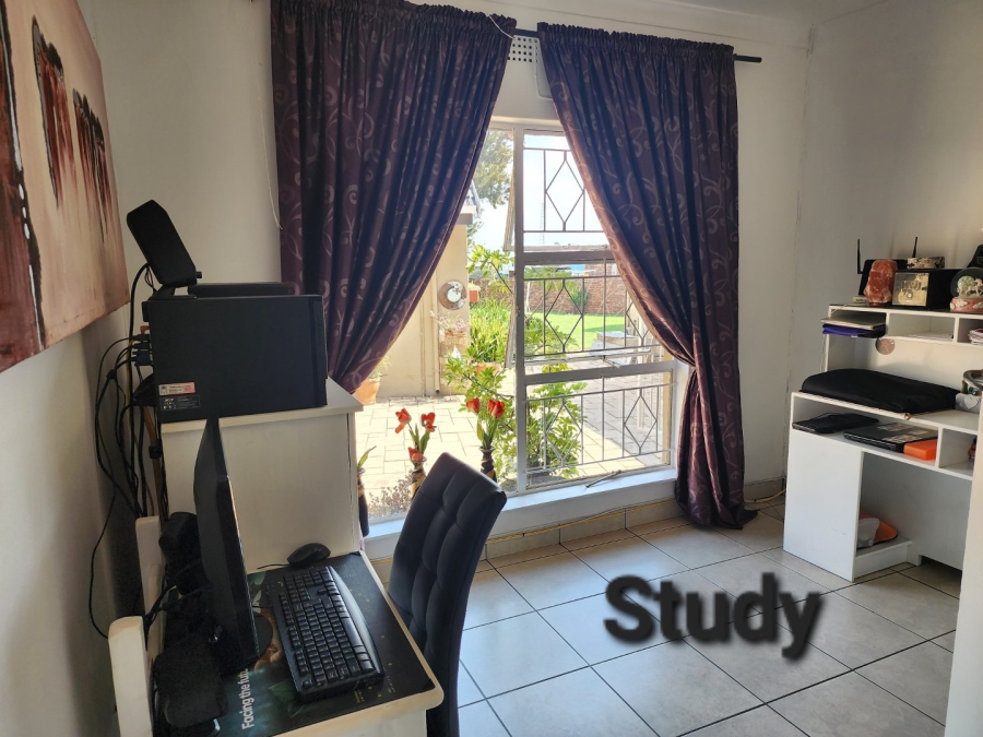3 Bedroom Property for Sale in Dalpark Gauteng