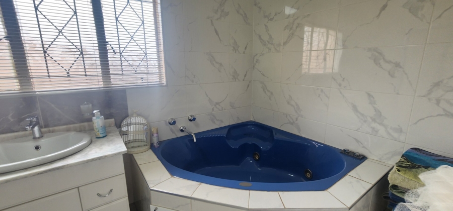3 Bedroom Property for Sale in Laudium Gauteng