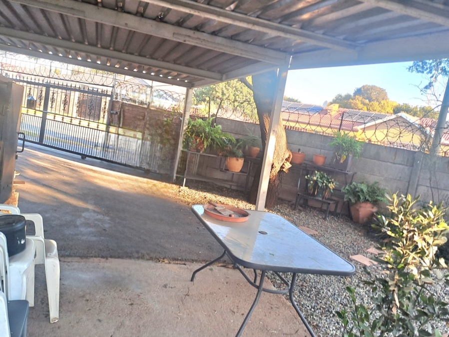 4 Bedroom Property for Sale in Witfield Gauteng