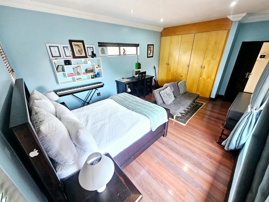 To Let 6 Bedroom Property for Rent in Midstream Estate Gauteng