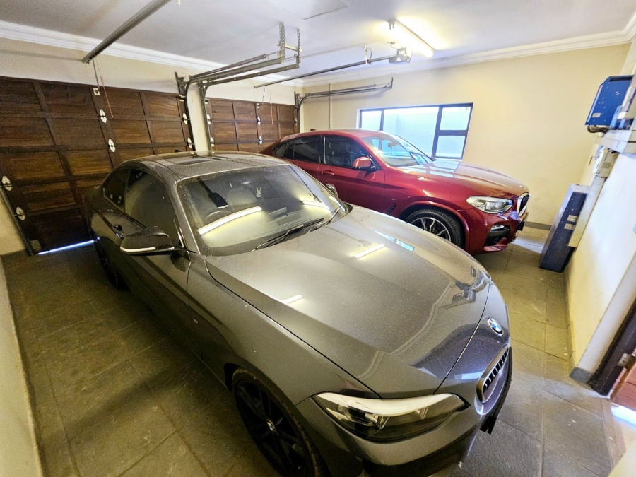 To Let 6 Bedroom Property for Rent in Midstream Estate Gauteng