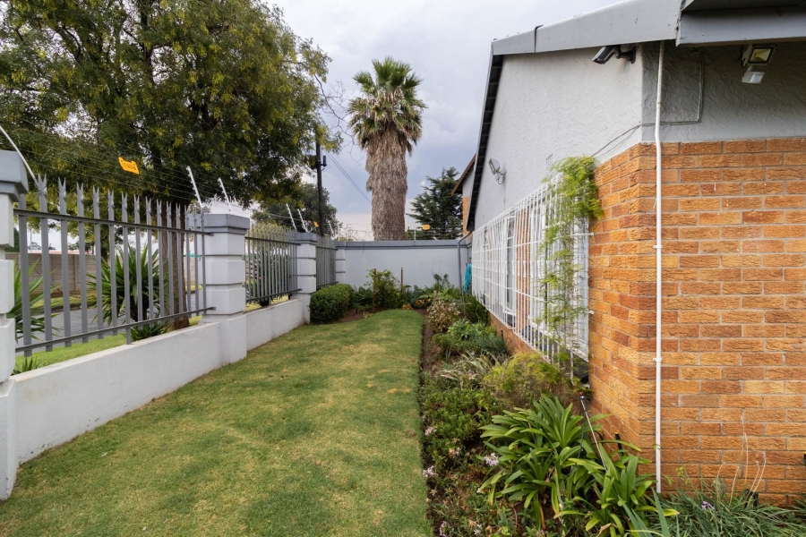 4 Bedroom Property for Sale in Towerby Gauteng