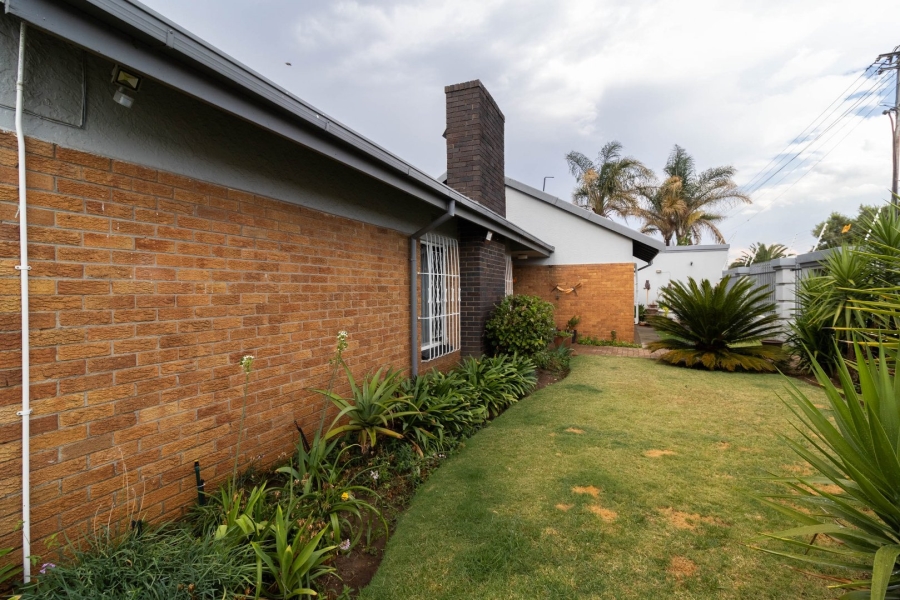 4 Bedroom Property for Sale in Towerby Gauteng