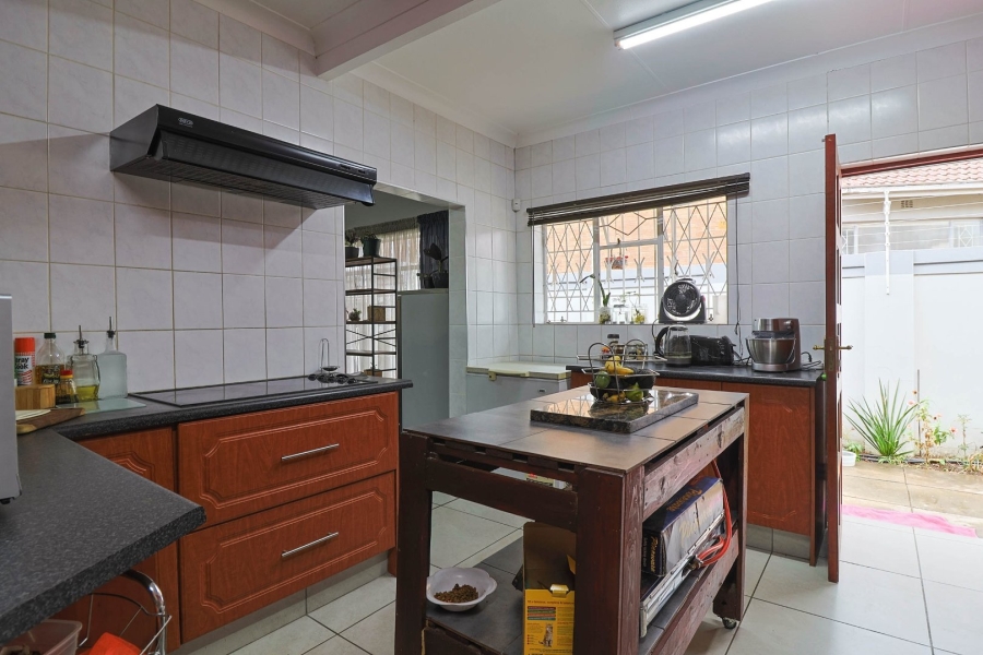 4 Bedroom Property for Sale in Towerby Gauteng