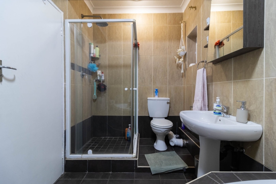 4 Bedroom Property for Sale in Towerby Gauteng