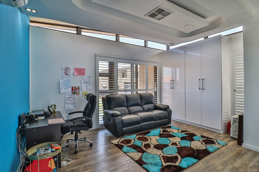 6 Bedroom Property for Sale in Meyersdal Eco Estate Gauteng