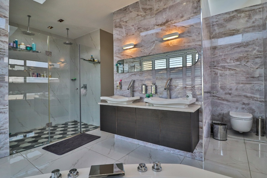 6 Bedroom Property for Sale in Meyersdal Eco Estate Gauteng