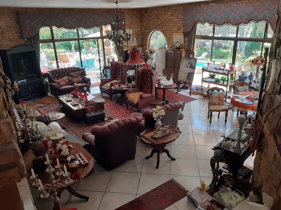6 Bedroom Property for Sale in Montana Park Gauteng