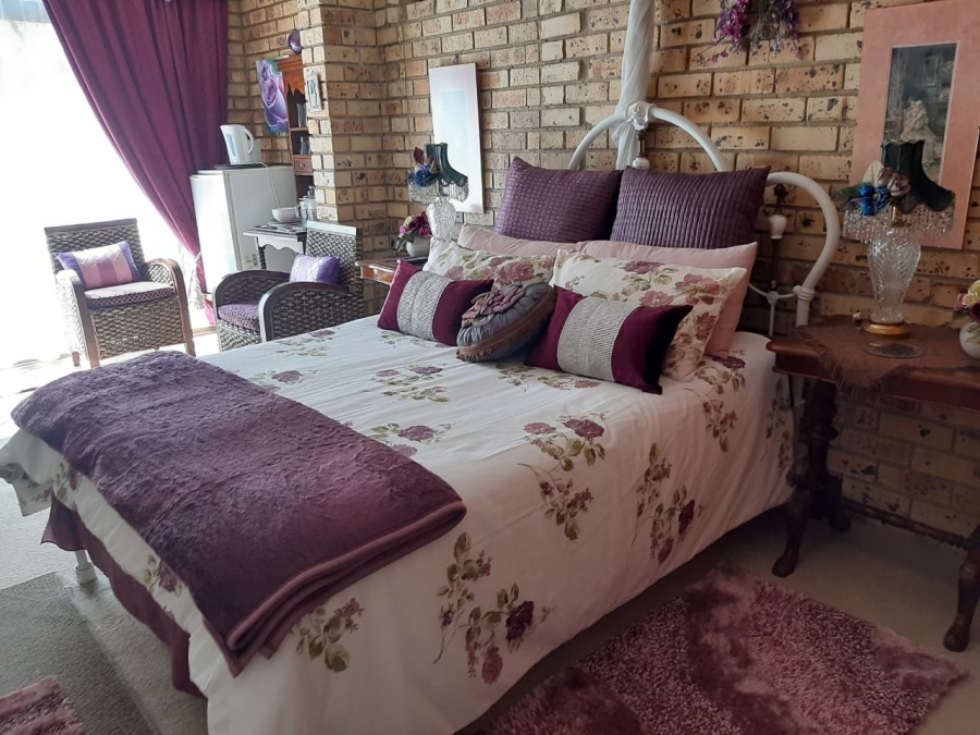 6 Bedroom Property for Sale in Montana Park Gauteng