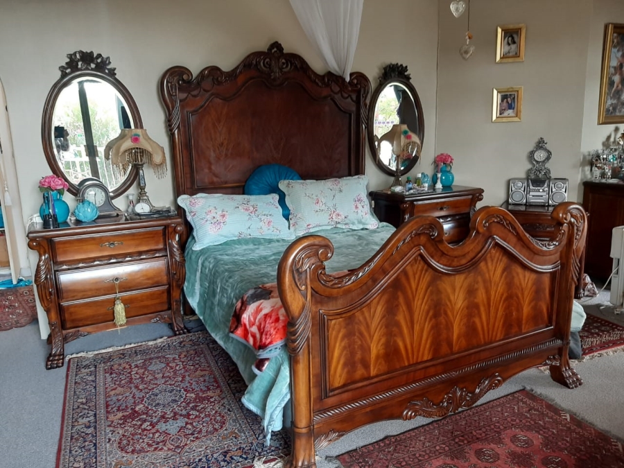 6 Bedroom Property for Sale in Montana Park Gauteng