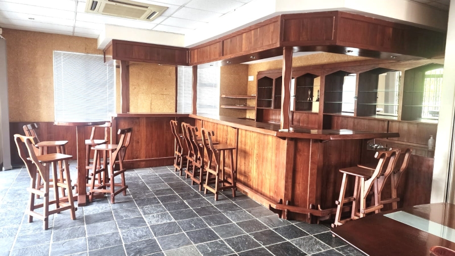  Bedroom Property for Sale in Noordwyk Gauteng