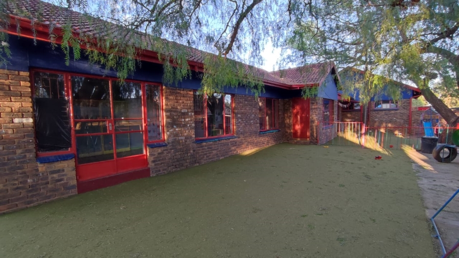  Bedroom Property for Sale in The Reeds Gauteng