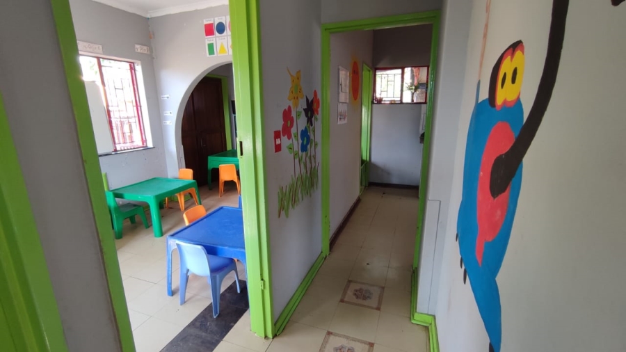  Bedroom Property for Sale in The Reeds Gauteng