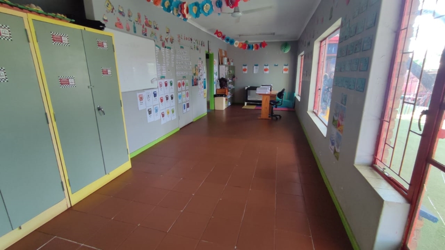  Bedroom Property for Sale in The Reeds Gauteng