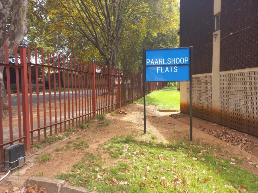 2 Bedroom Property for Sale in Paarlshoop Gauteng
