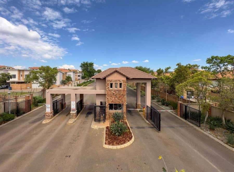 1 Bedroom Property for Sale in Hazeldean Gauteng