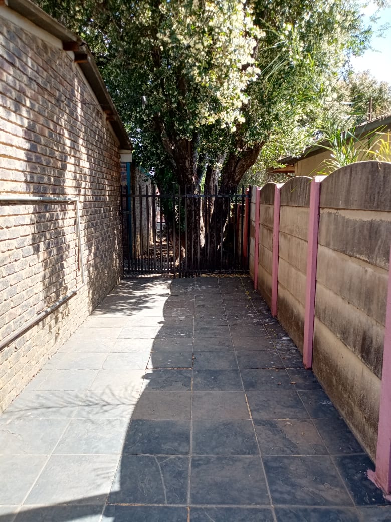 3 Bedroom Property for Sale in Silverton Gauteng