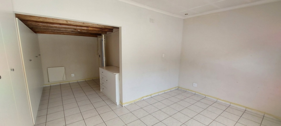 To Let 3 Bedroom Property for Rent in Mondeor Gauteng