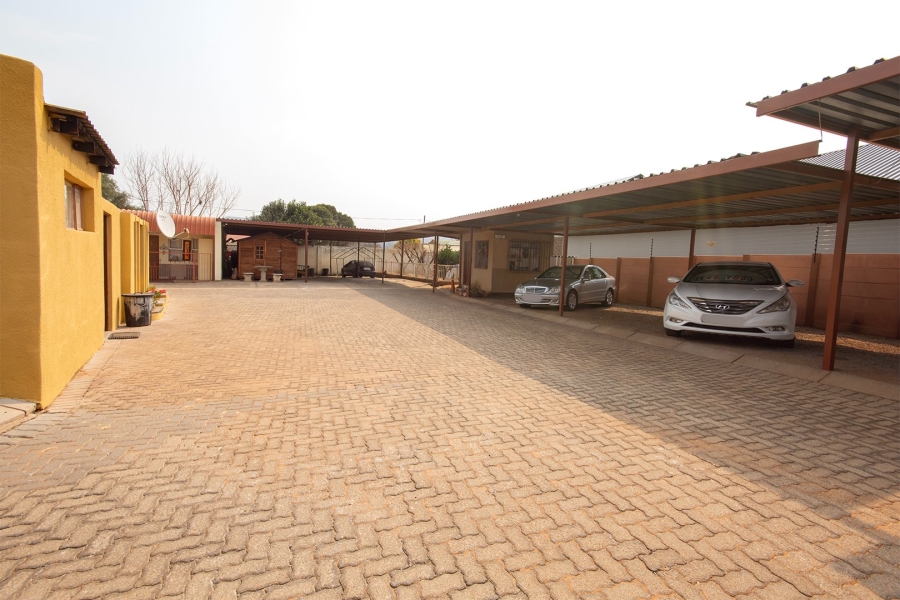  Bedroom Property for Sale in Heidelberg Industrial Gauteng