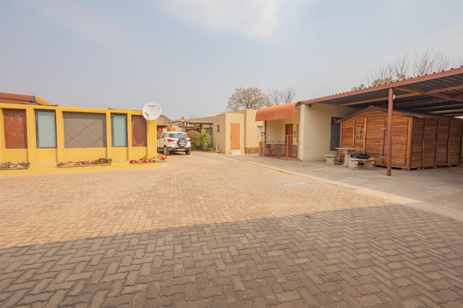  Bedroom Property for Sale in Heidelberg Industrial Gauteng