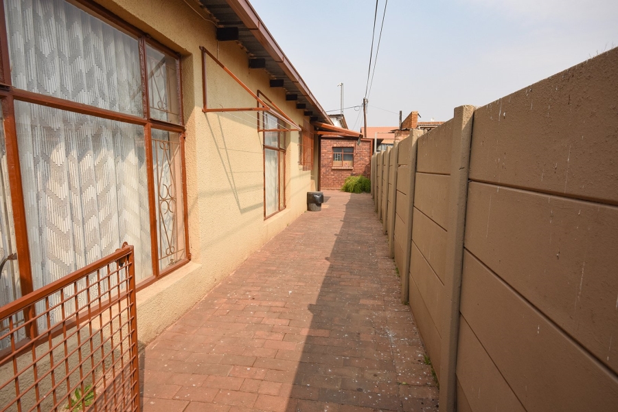  Bedroom Property for Sale in Heidelberg Industrial Gauteng