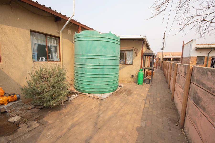  Bedroom Property for Sale in Heidelberg Industrial Gauteng