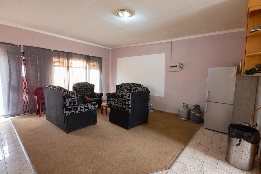  Bedroom Property for Sale in Heidelberg Industrial Gauteng