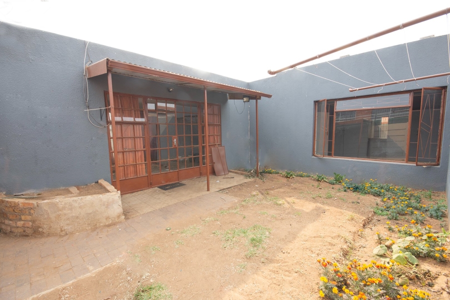  Bedroom Property for Sale in Heidelberg Industrial Gauteng