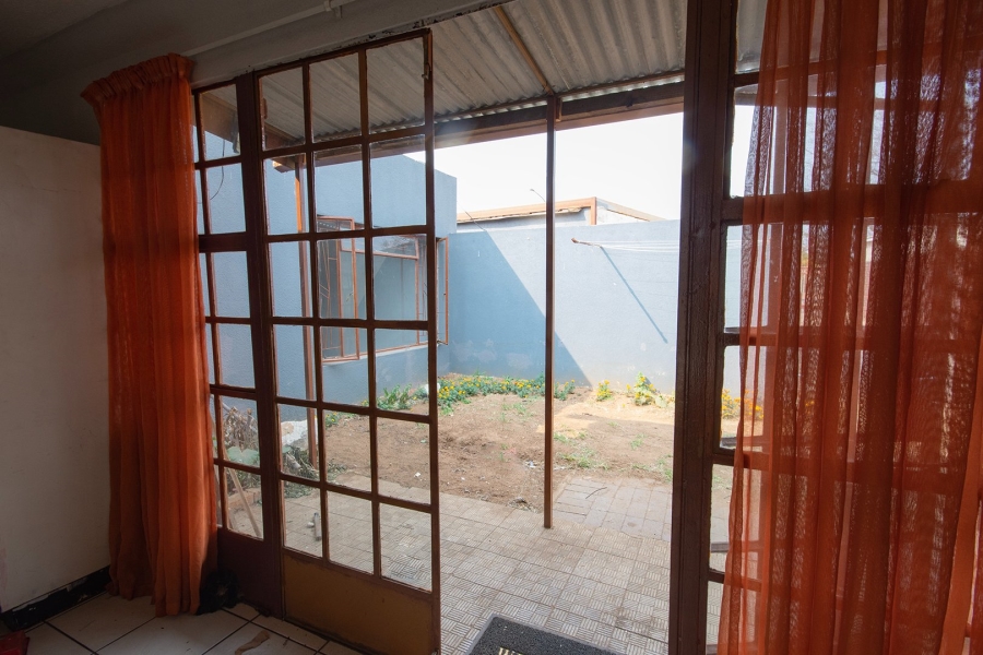  Bedroom Property for Sale in Heidelberg Industrial Gauteng