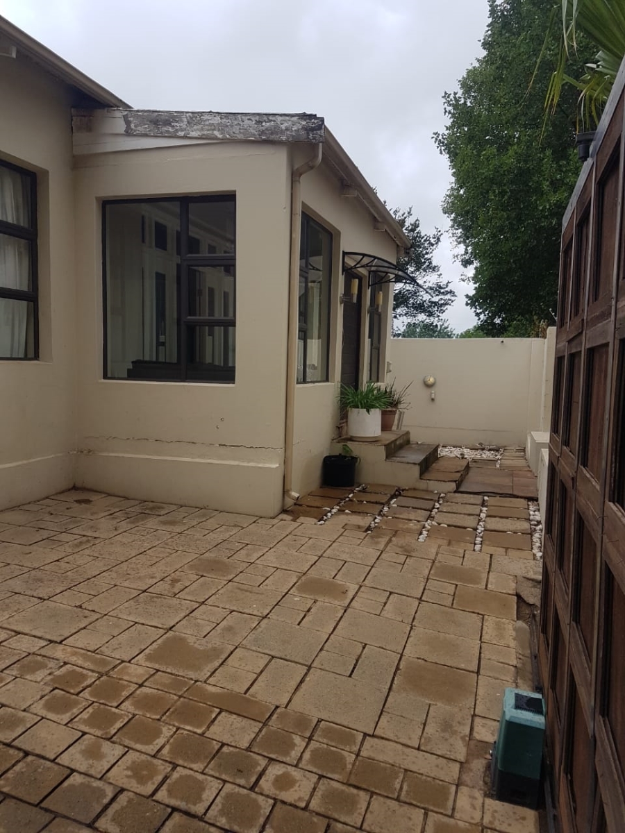 3 Bedroom Property for Sale in Bezuidenhout Valley Gauteng