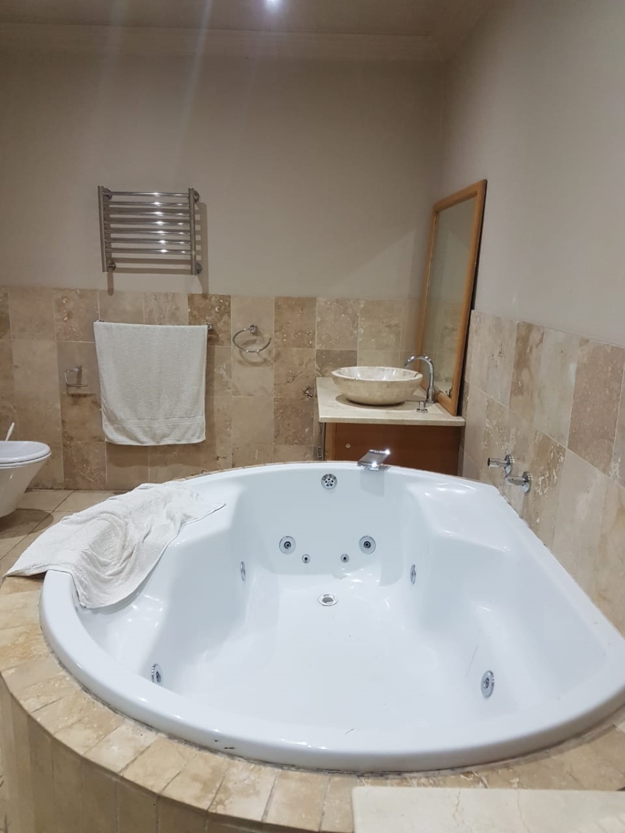 3 Bedroom Property for Sale in Bezuidenhout Valley Gauteng