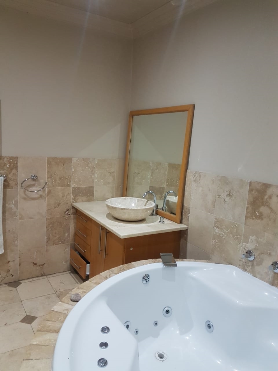 3 Bedroom Property for Sale in Bezuidenhout Valley Gauteng